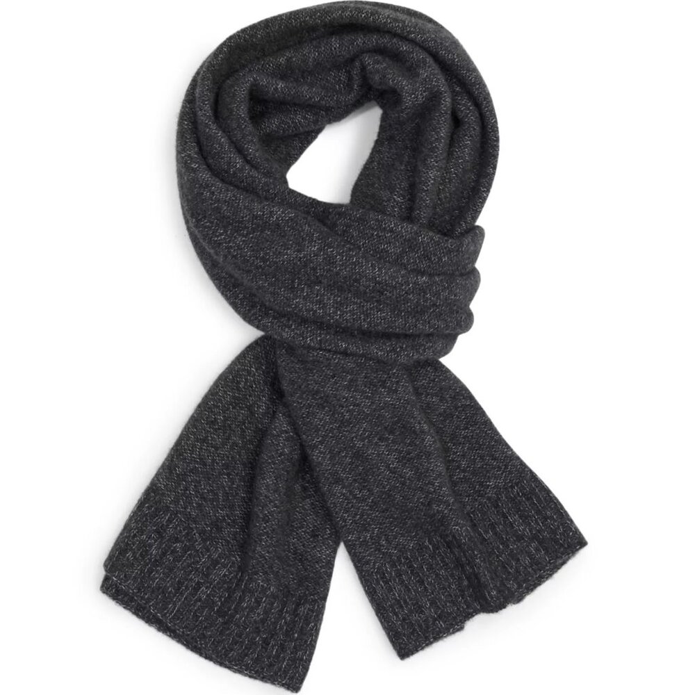 NWOT Theory Oversized Scarf in Cashmere Grey